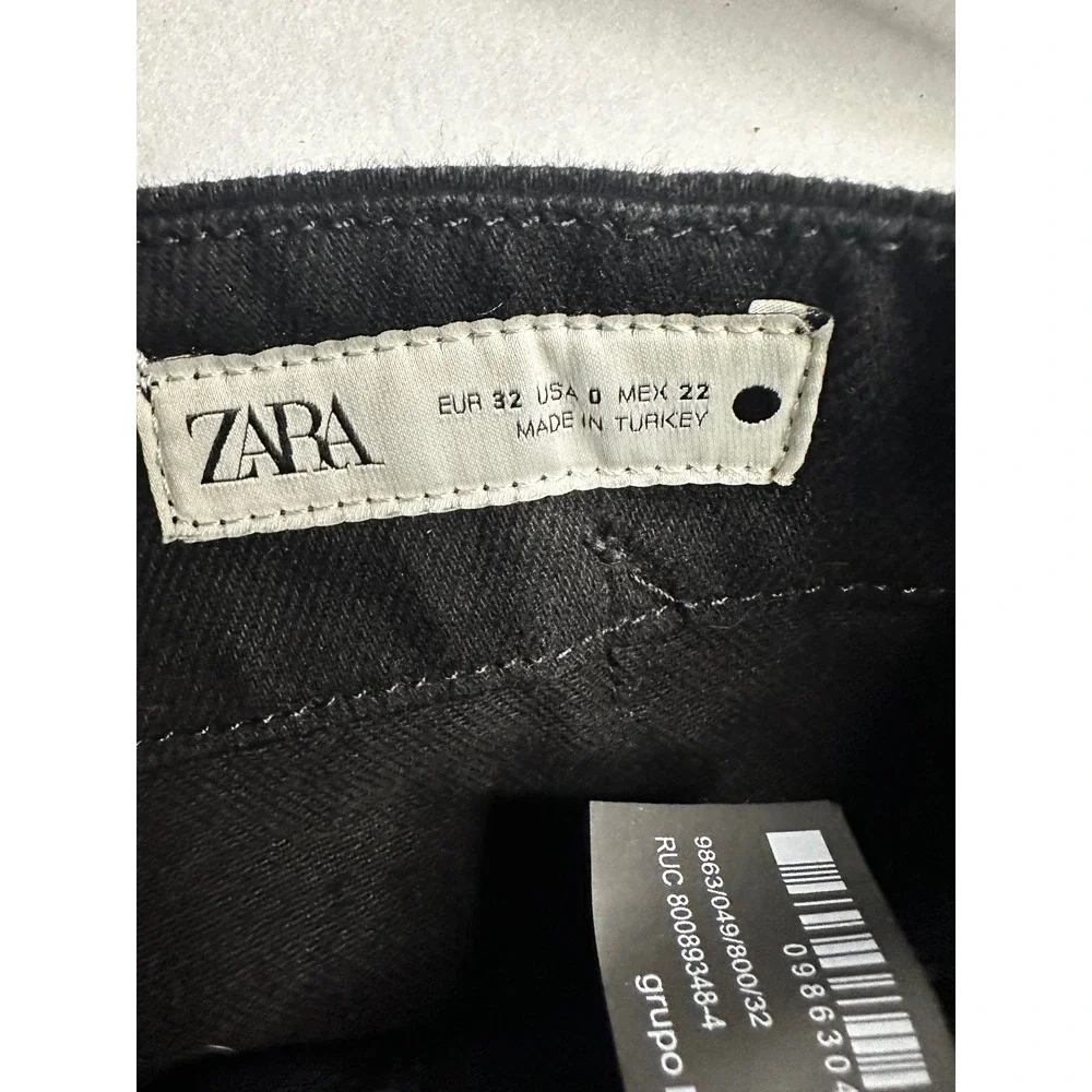 ZARA Black Denim Cropped Wide Leg Jeans Front Zip Belted‎ Waist